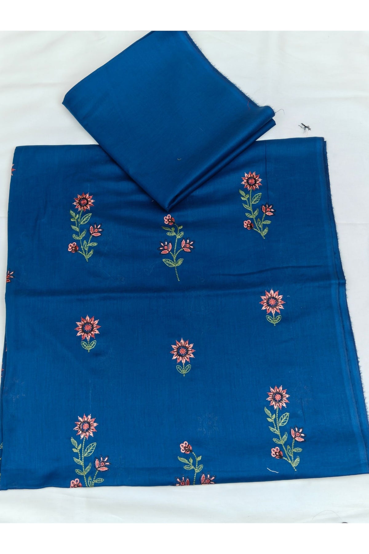 2PC Unstitched Embroidered Lawn - 410